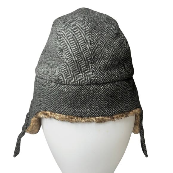 Old Navy Herringbone Gray Black Fur Trim Fleece Lined Hat 6-12 Months Babycore - Picture 3 of 8